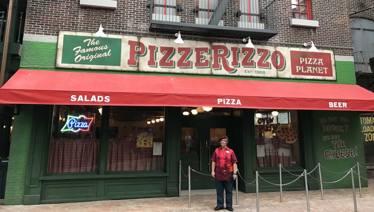 Restaurante “PizzeRizzo” entra em operação sazonal no Hollywood Studios